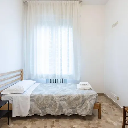 Belle Arti, By Short Holidays *